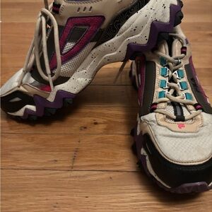 Stylish Women's Sneakers in Purple and Black